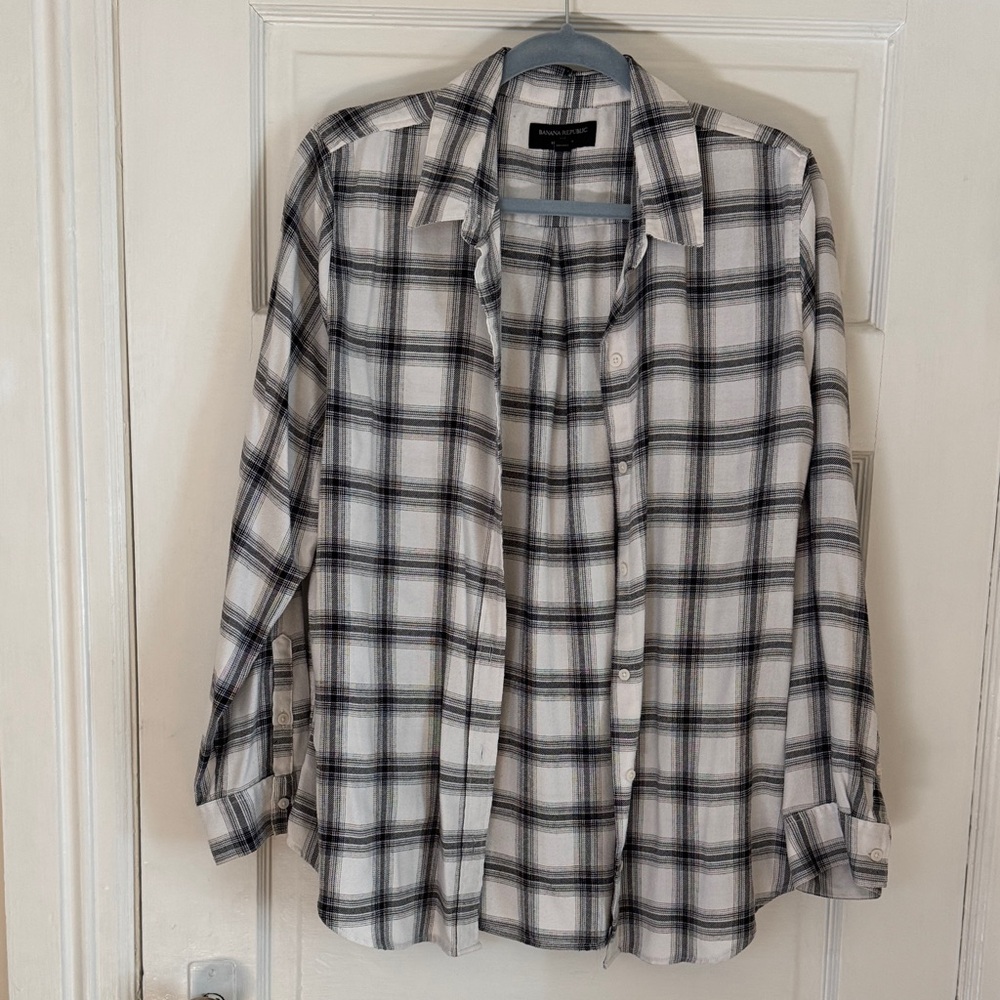 Banana Republic Black and White Checkered Shirt